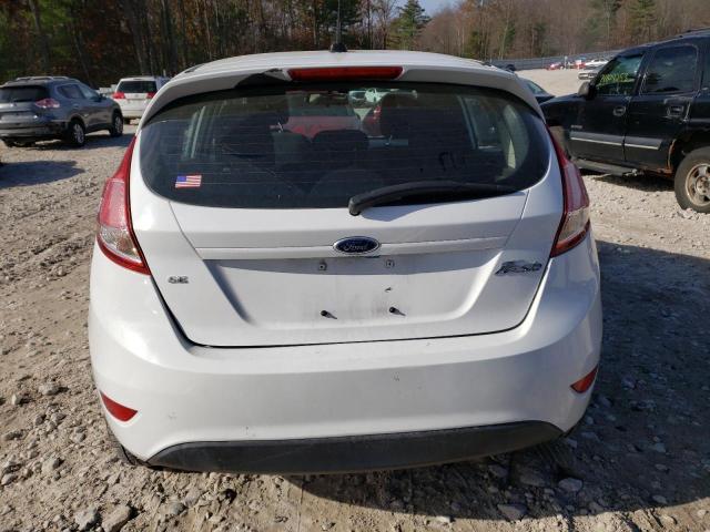 3FADP4EJ0GM130170 - 2016 FORD FIESTA SE WHITE photo 6