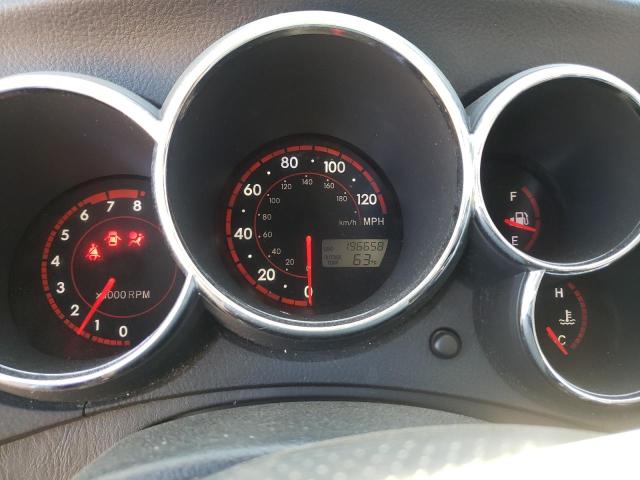 2T1KR32E56C618003 - 2006 TOYOTA COROLLA MA XR SILVER photo 9