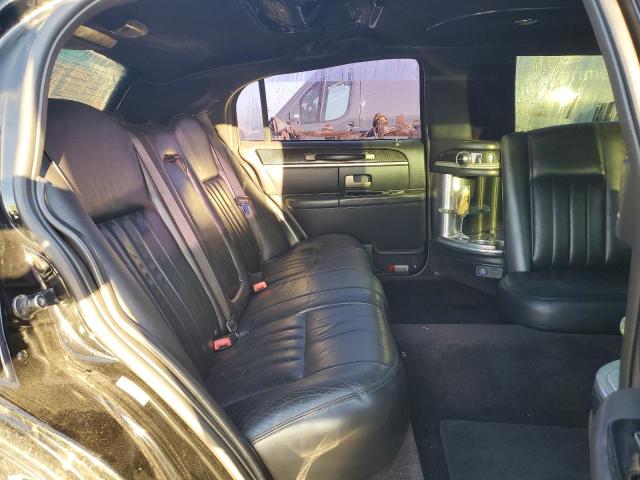 1L1FM88W66Y647144 - 2006 LINCOLN TOWN CAR EXECUTIVE BLACK photo 11