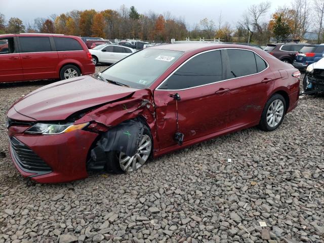 4T1C11AK2LU338718 - 2020 TOYOTA CAMRY LE RED photo 1