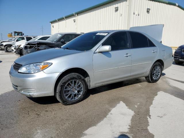 2004 TOYOTA CAMRY LE, 