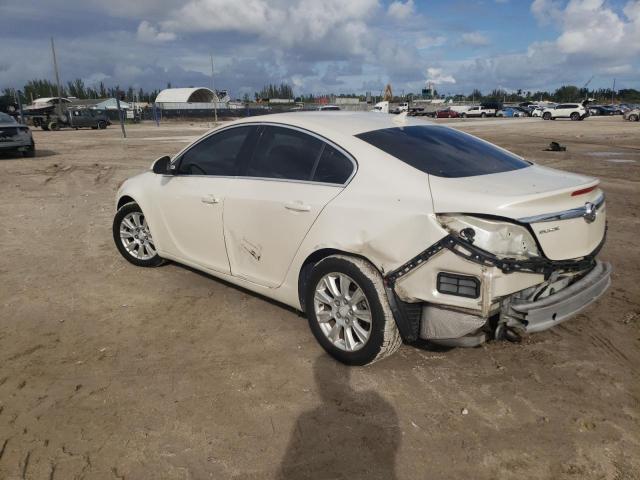 2G4GR5ER9D9230149 - 2013 BUICK REGAL CREAM photo 2