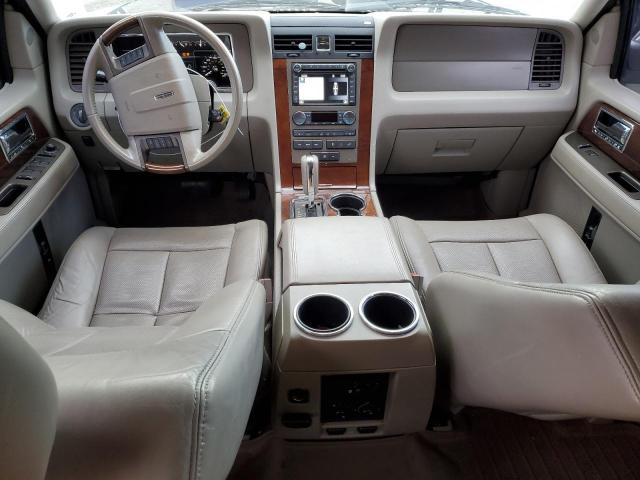 5LMJJ2J57BEJ08718 - 2011 LINCOLN NAVIGATOR 灰色 照片 8