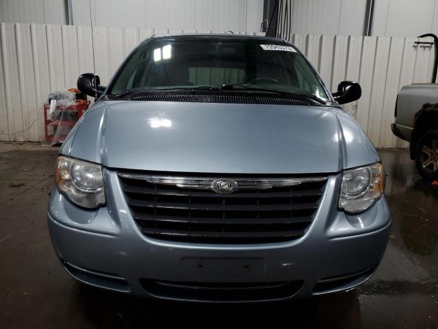 2A4GP54L16R718385 - 2006 CHRYSLER TOWN & COU TOURING BLUE photo 5