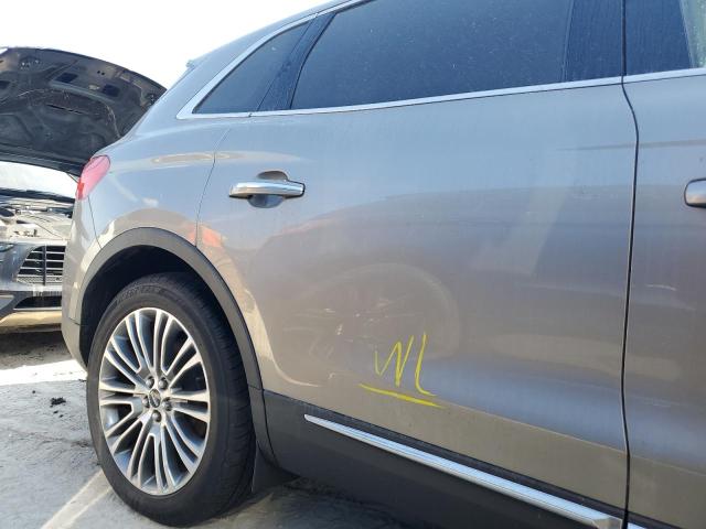 2LMTJ8LR4GBL79077 - 2016 LINCOLN MKX RESERVE Bej foto 12