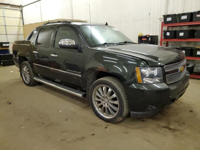 3GNTKGE79DG268172 - 2013 CHEVROLET AVALANCHE LTZ GREEN photo 4