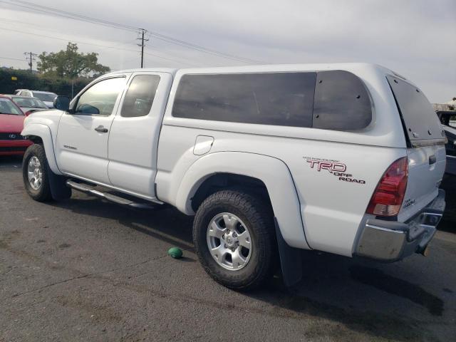 5TETU62N17Z386726 - 2007 TOYOTA TACOMA PRERUNNER ACCESS CAB WHITE photo 2