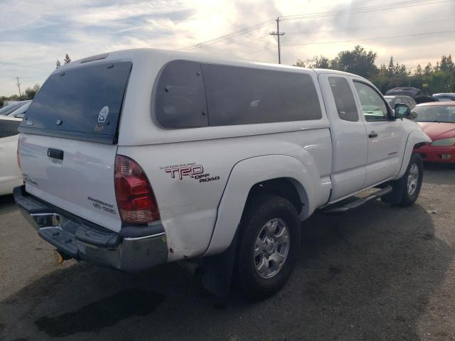 5TETU62N17Z386726 - 2007 TOYOTA TACOMA PRERUNNER ACCESS CAB WHITE photo 3