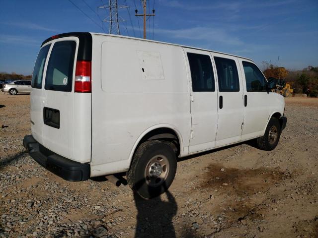 1GCWGAFP9M1260669 - 2021 CHEVROLET EXPRESS G2 WHITE photo 3