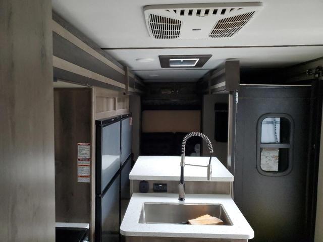 4YDT33022K1532416 - 2019 CAMP SPRINTER GRAY photo 5