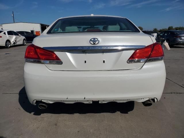 4T1BK3DB2BU421242 - 2011 TOYOTA AVALON BASE 白色 照片 6