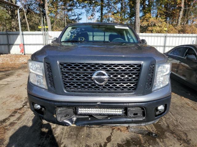 1N6AA1EKXHN529078 - 2017 NISSAN TITAN S GRAY photo 5