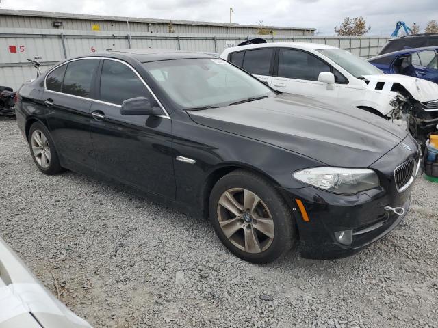 WBAXH5C5XDDW15940 - 2013 BMW 528 XI أسود صورة 4