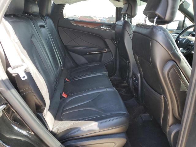 5LMCJ2C92HUL69567 - 2017 LINCOLN MKC SELECT Schwarz Foto 10