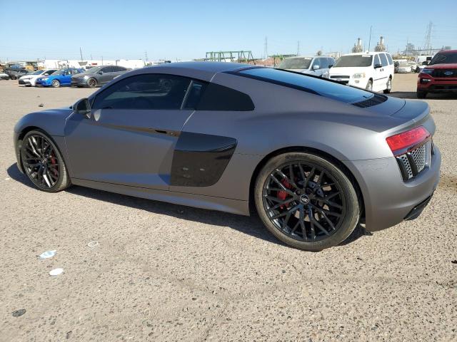 WUABAAFX2J7902404 - 2018 AUDI R8 RWS GRAY photo 2