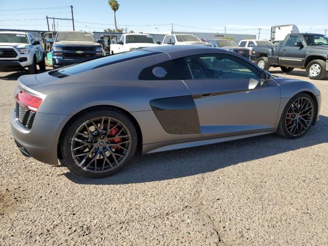 WUABAAFX2J7902404 - 2018 AUDI R8 RWS GRAY photo 3