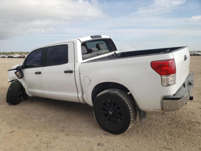 5TFEY5F12CX131549 - 2012 TOYOTA TUNDRA CREWMAX SR5 WHITE photo 2