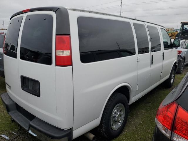 1GBWGRFA9E1112716 - 2014 CHEVROLET EXPRESS G2 LT WHITE photo 3