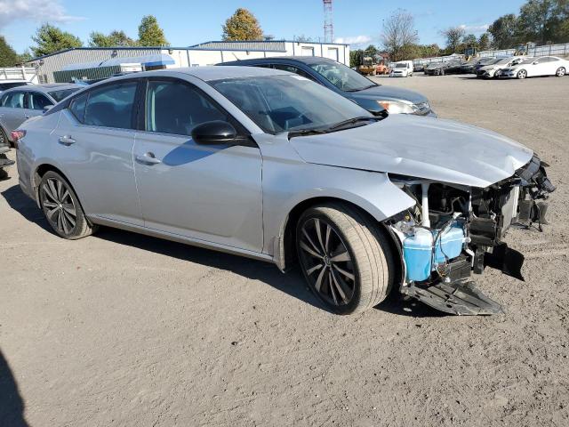 1N4BL4CV2MN339551 - 2021 NISSAN ALTIMA SR GRAY photo 4