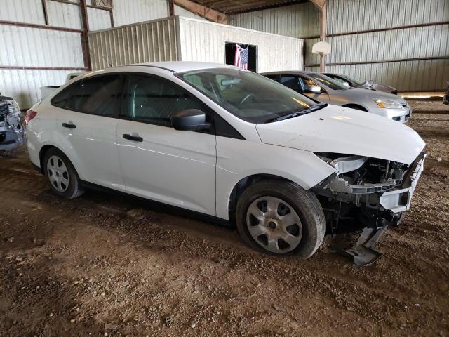 1FADP3E24HL303212 - 2017 FORD FOCUS S WHITE photo 4