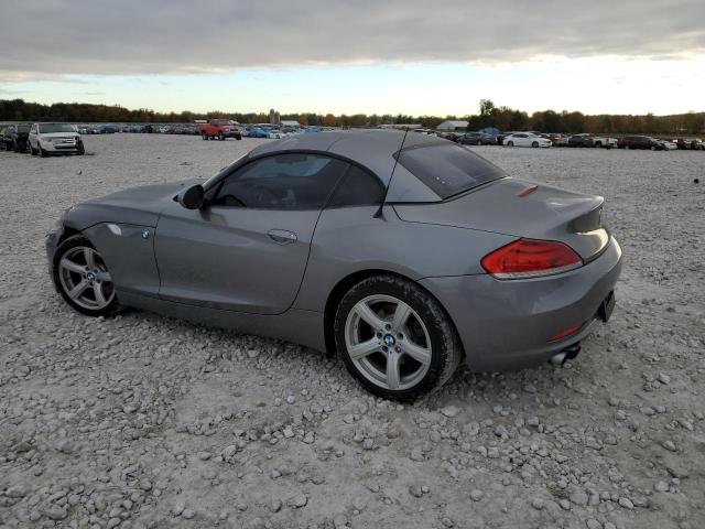 WBALL5C51DJ104731 - 2013 BMW Z4 SDRIVE28I GRAY photo 2