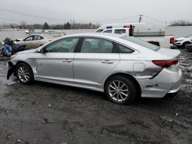 5NPE24AF3KH735863 - 2019 HYUNDAI SONATA SE SILVER photo 2