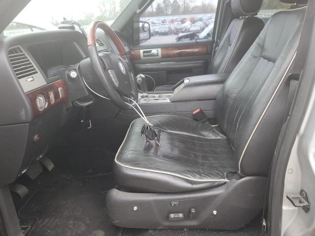 5LMFU28516LJ10680 - 2006 LINCOLN NAVIGATOR 银色 照片 7