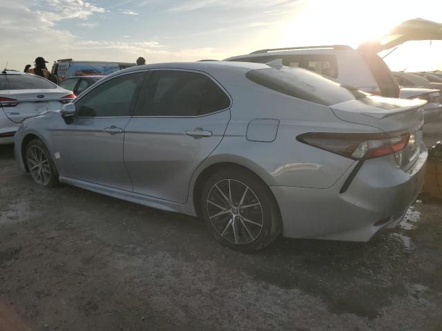 4T1G11AK2PU116798 - 2023 TOYOTA CAMRY SE NIGHT SHADE GRAY photo 2