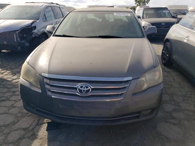 4T1BK36B27U175619 - 2007 TOYOTA AVALON XL GRAY photo 5