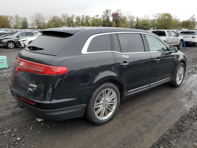 2LMHJ5AT6JBL01233 - 2018 LINCOLN MKT BLACK photo 3