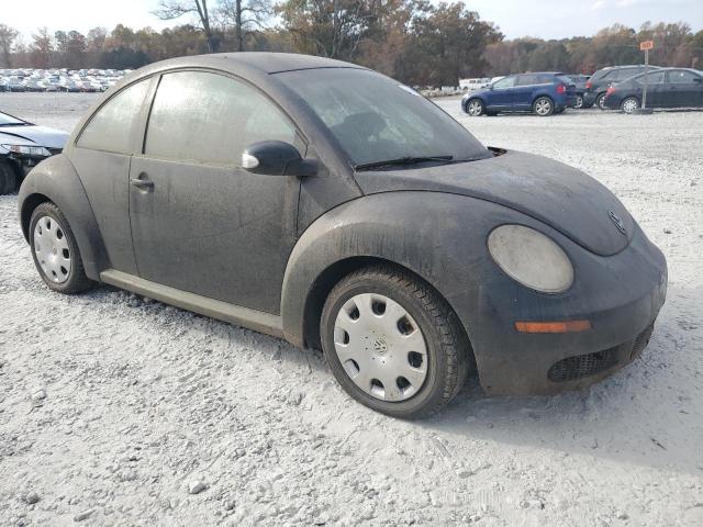 3VWPG3AG6AM014665 - 2010 VOLKSWAGEN NEW BEETLE BLACK photo 4