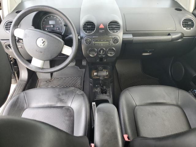 3VWPG3AG6AM014665 - 2010 VOLKSWAGEN NEW BEETLE Schwarz Foto 8