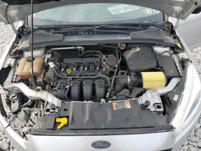 1FADP3E21GL228323 - 2016 FORD FOCUS S SILVER photo 11