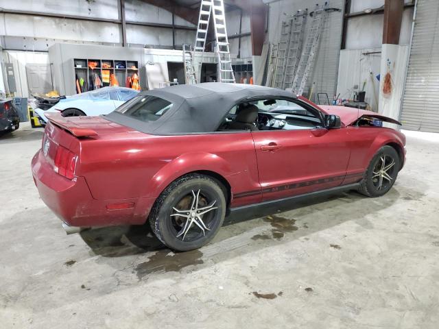 1ZVFT84N165259742 - 2006 FORD MUSTANG MAROON photo 3