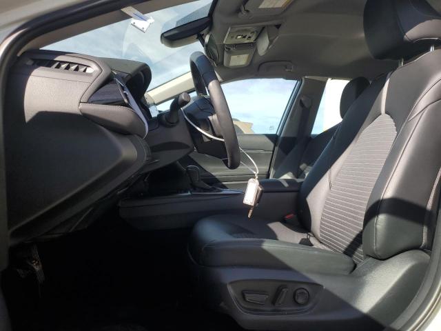 4T1G11AK7RU245610 - 2024 TOYOTA CAMRY SE NIGHT SHADE SILVER photo 7