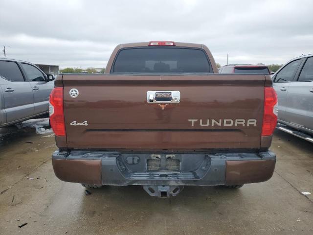 5TFAW5F12EX407820 - 2014 TOYOTA TUNDRA CREWMAX PLATINUM Braun Foto 6