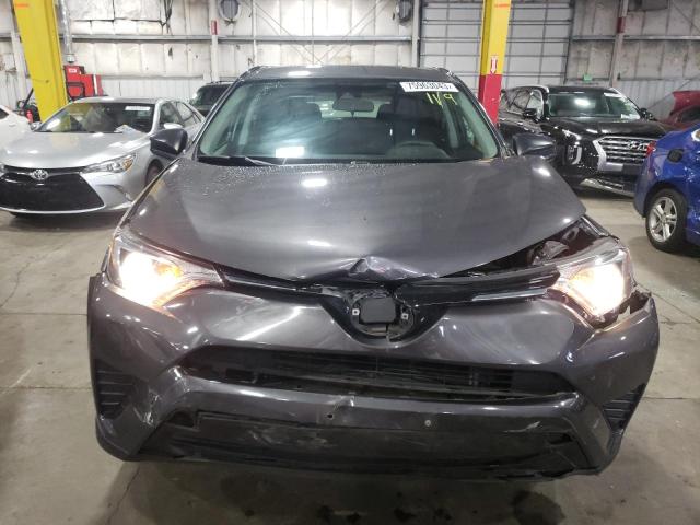 2T3ZFREV4JW442047 - 2018 TOYOTA RAV4 LE GRAY photo 5