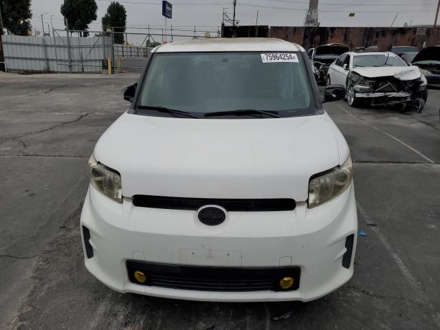 JTLZE4FE1CJ006699 - 2012 TOYOTA XB WHITE photo 5