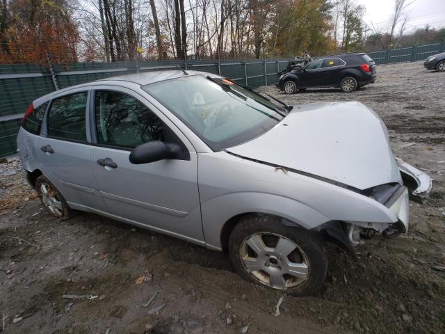 1FAHP37N77W217401 - 2007 FORD FOCUS ZX5 SILVER photo 4