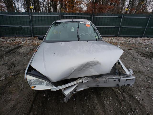 1FAHP37N77W217401 - 2007 FORD FOCUS ZX5 SILVER photo 5