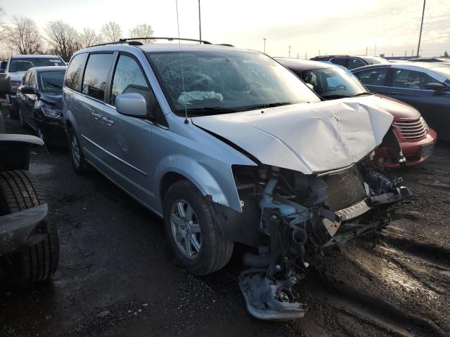 2A4RR8D15AR423155 - 2010 CHRYSLER TOWN & COU TOURING PLUS SILVER photo 4