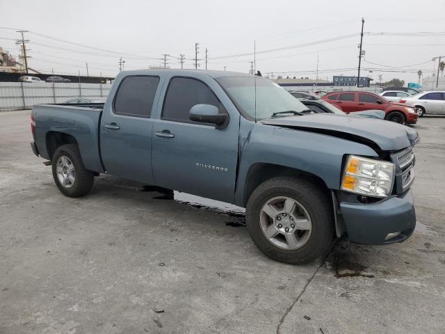 3GCPCTE00CG266182 - 2012 CHEVROLET SILVERADO C1500 LTZ BLUE photo 4