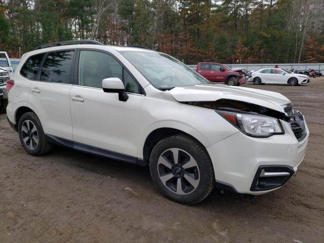 JF2SJALC6HH811642 - 2017 SUBARU FORESTER 2.5I LIMITED WHITE photo 4