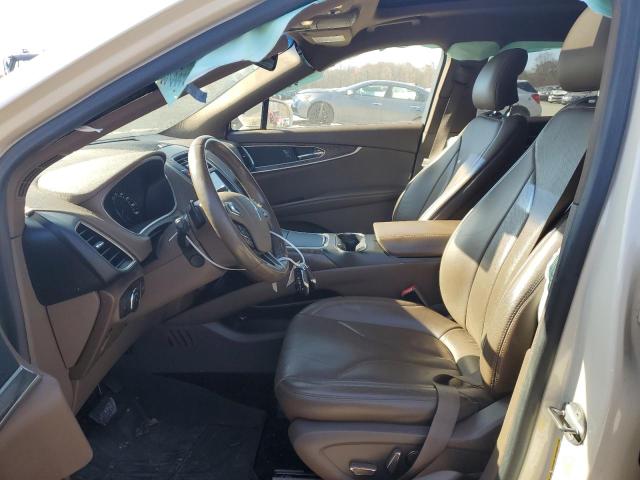 2LMTJ8LR4GBL51067 - 2016 LINCOLN MKX RESERVE Ақ фото 7