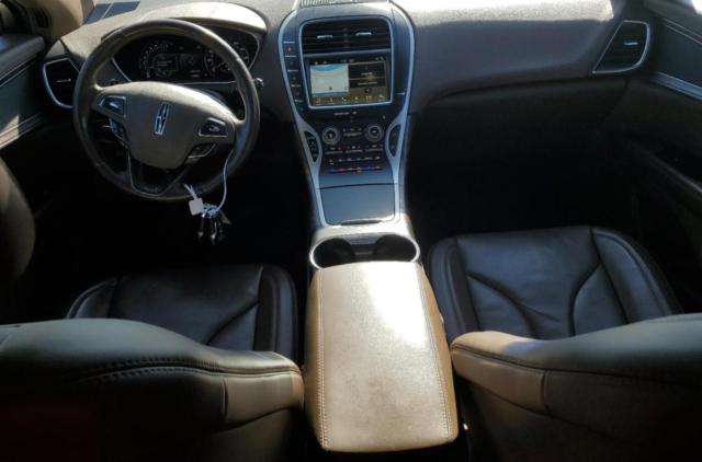 2LMTJ8LR4GBL51067 - 2016 LINCOLN MKX RESERVE Ақ фото 8