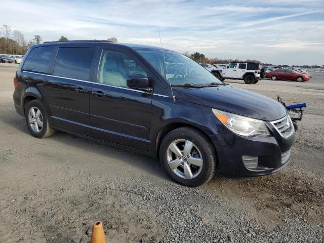 2V4RW3DG5BR670446 - 2011 VOLKSWAGEN ROUTAN SE BLACK photo 4