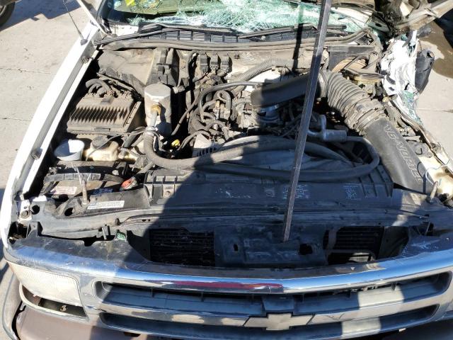 1GNDT13W4T2220031 - 1996 CHEVROLET BLAZER WHITE photo 11