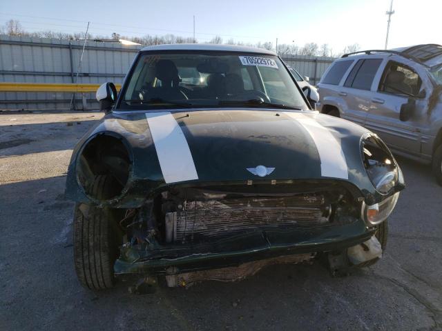 WMWSU3C5XBT183024 - 2011 MINI COOPER GREEN photo 5