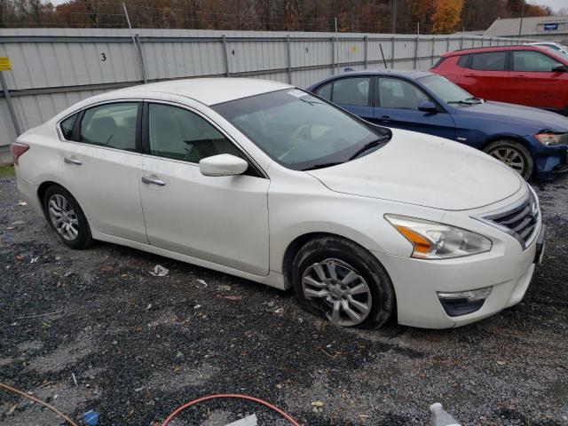 1N4AL3AP7DC915589 - 2013 NISSAN ALTIMA 2.5 WHITE photo 4