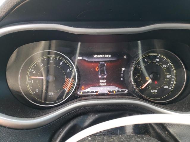 1C4PJMBS4EW157150 - 2014 JEEP CHEROKEE TRAILHAWK SILVER photo 9